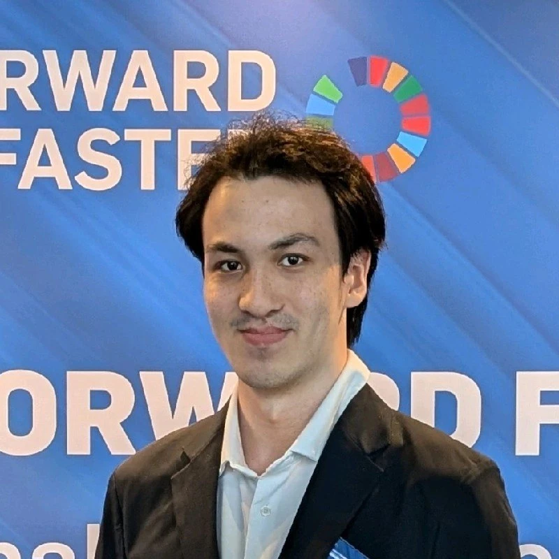 Leo Paul Larkin — Founder of AI·Implmnt